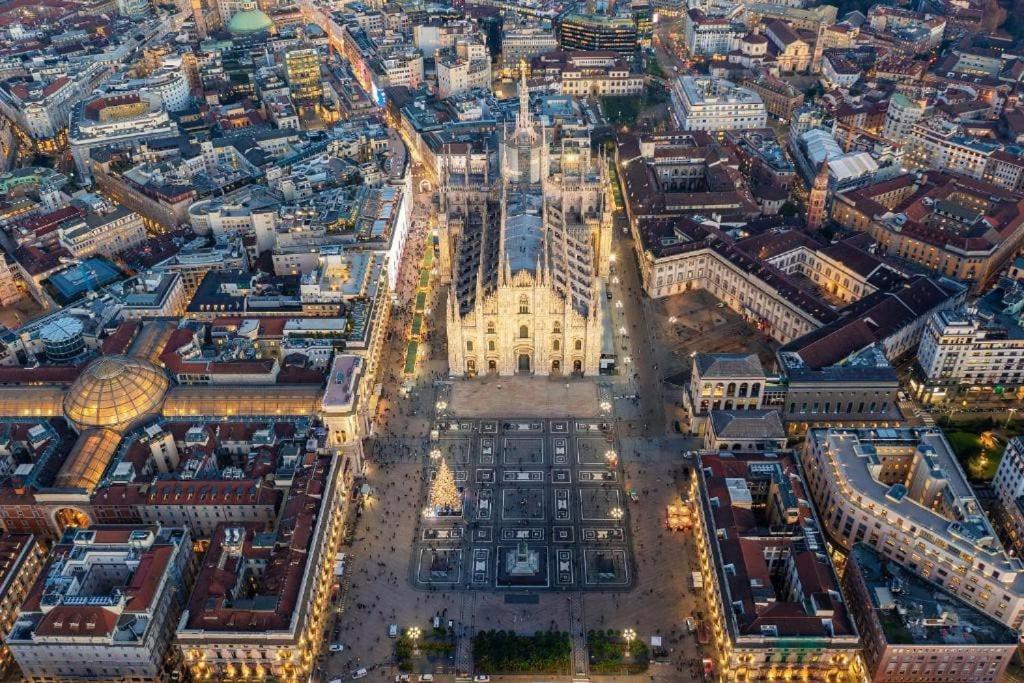 Apartment Center Of Milan Exterior photo